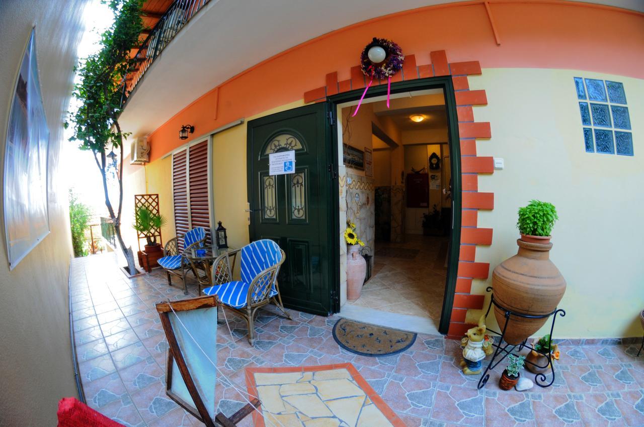 Nefeli Rooms Pefki  Extérieur photo