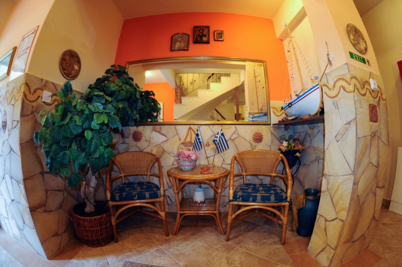 Nefeli Rooms Pefki  Extérieur photo